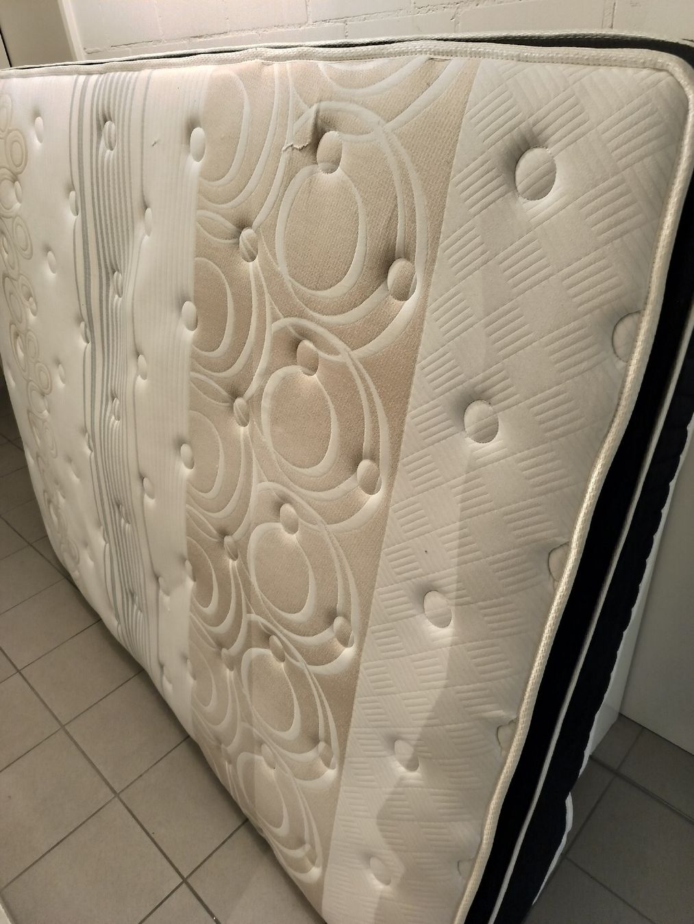 Matratzen: GRATIS: Taschenfederkernmatratze TIL 160 x 200 cm – Gebraucht aus Kaltbrunn von bagadeath 1