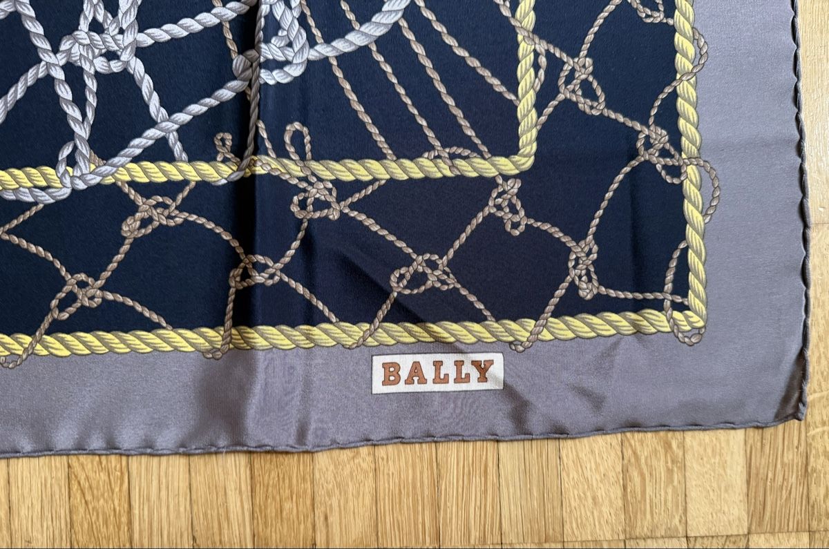 Bally Foulards, Tücher & Schals: Bally Seidentuch  – Gebraucht aus Zürich von daki81 1