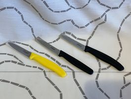 3 Victorinox Gemüsemesser Swiss Classic , ab Fr. 3.--