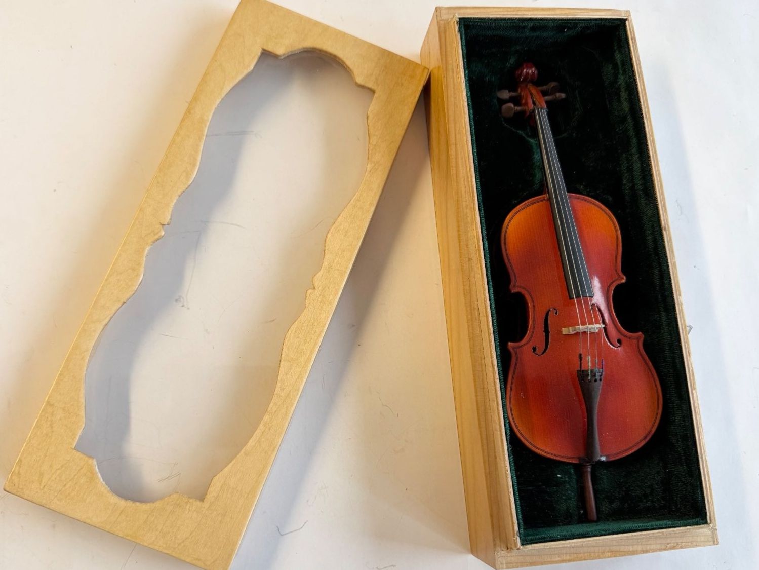 Strumenti musicali: Miniatur-Cello – Nuovo e nell'imballaggio originale da Schaffhausen venduto da outlet-music