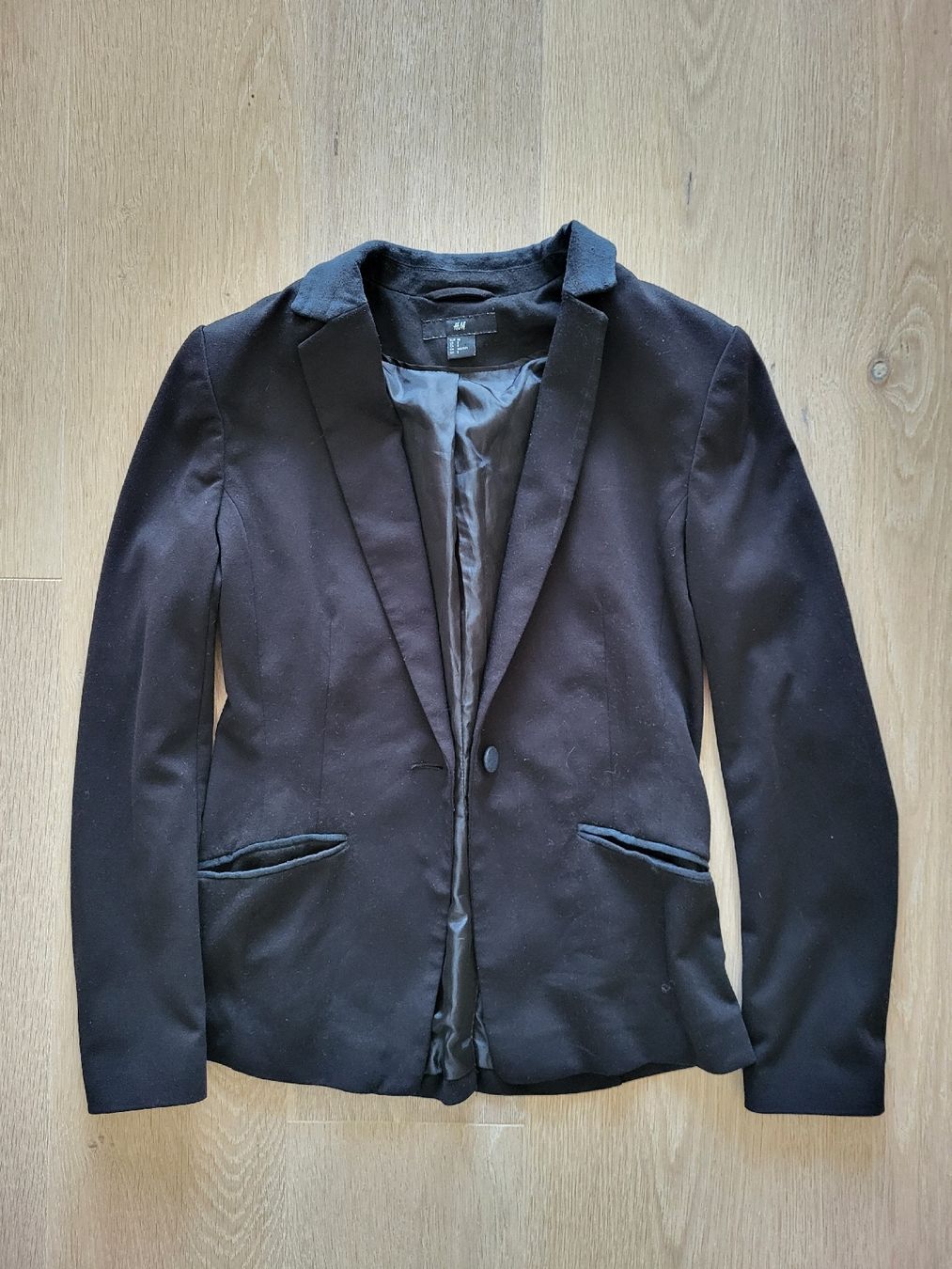 H&M Giacche: Schicker H&M Blazer, Grösse 38, Schwarz tailliert – Usato da Steffisburg venduto da esneusdaheime