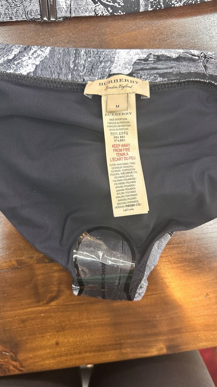 Burberry Costumi da bagno & Bikini: Burberry Bikini – Nuovo e nell'imballaggio originale da Lachen SZ venduto da HelvetiaLuxury 9