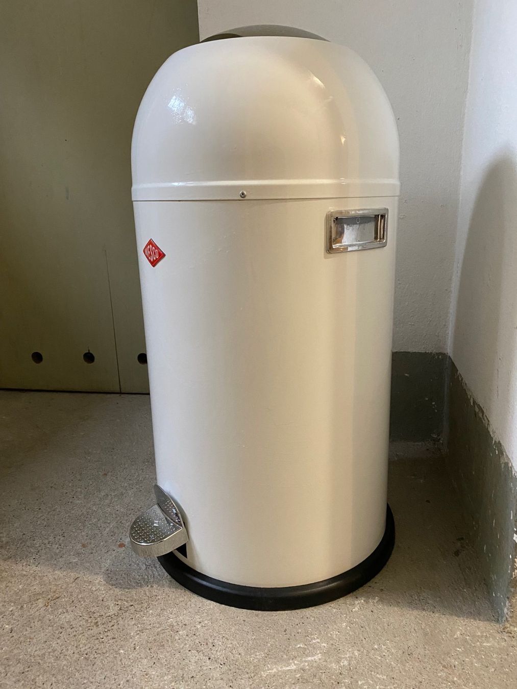 Wesco Poubelles: Mülleimer, Treteimer Wesco, weiss – D'occasion à Bern par Zamala 2