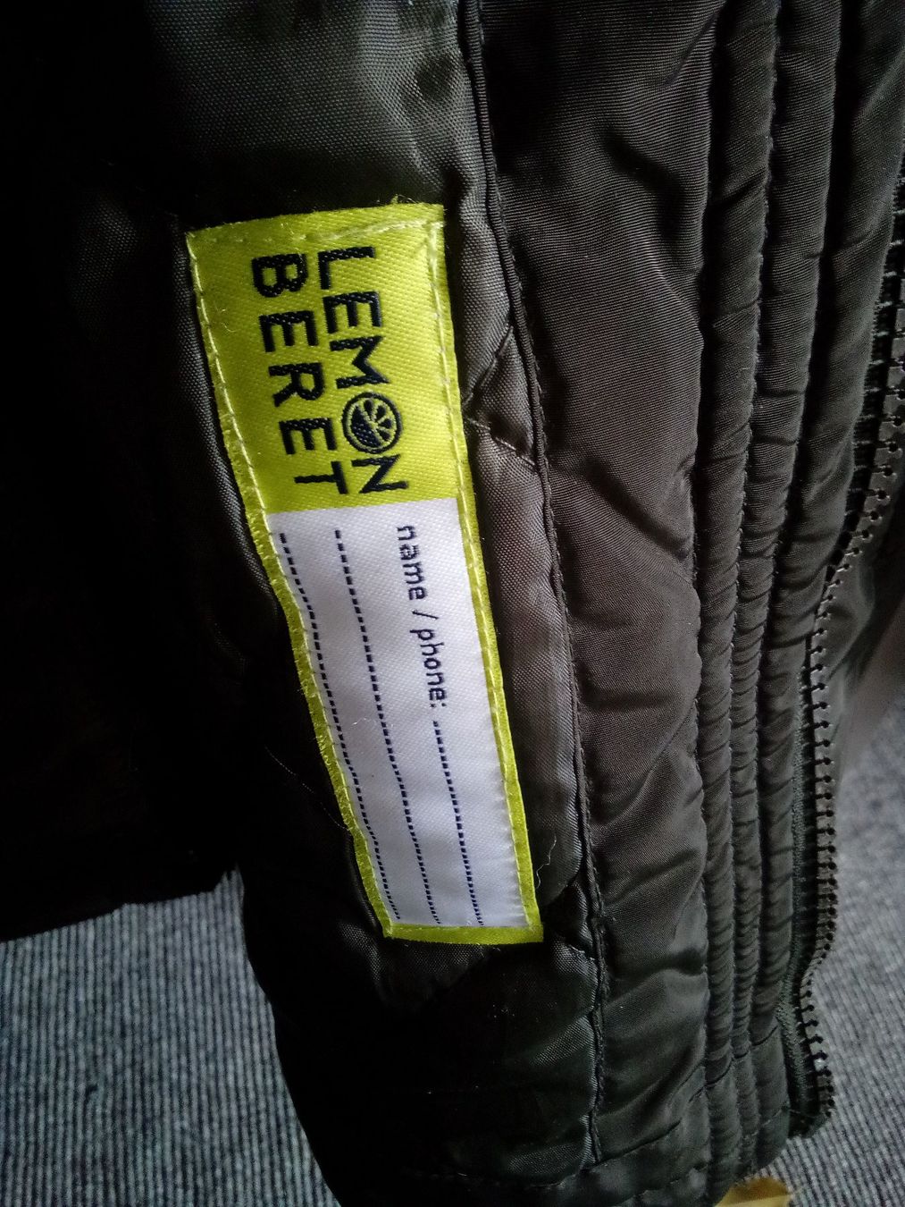 Jacken & Mäntel: Winter Jacke Lemon Beret – Gebraucht aus Rüthi (Rheintal) von titlis07 5