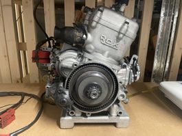 Vortex ROK Motor mit Auspuff