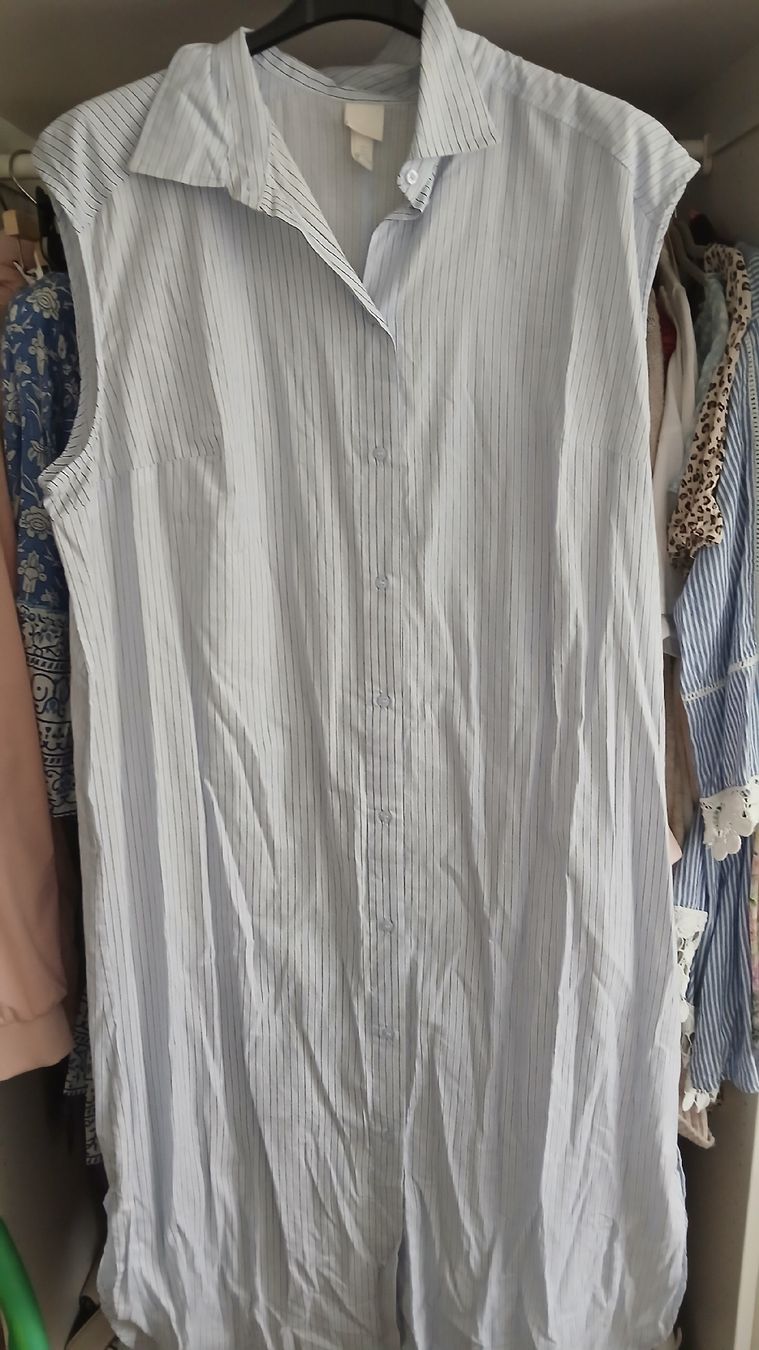 H&M Vestiti: Hemdkkeid hellblau, sehr lang, Gr L, H&M – Usato da Beinwil am See venduto da Superchance