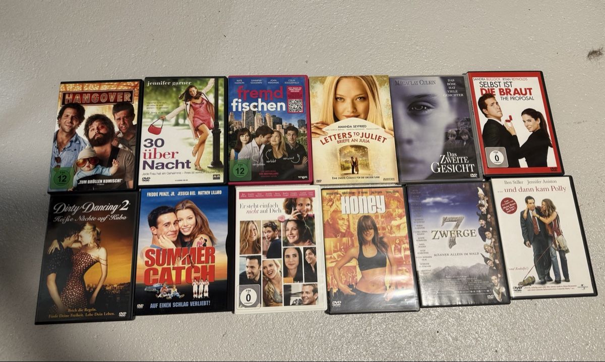 Tutti i DVDs: Dvd Sammlung (12 Stk) – Usato da Würenlos venduto da Alex0406