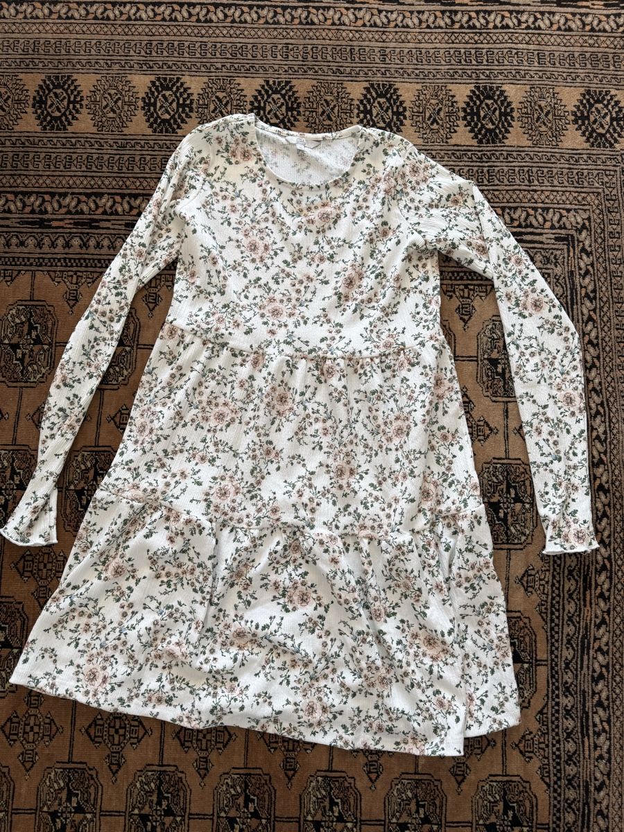 C&A Vestiti: C&A Kleid, XS Blumenmuster, Langarm – Usato da Locarno venduto da Ery02