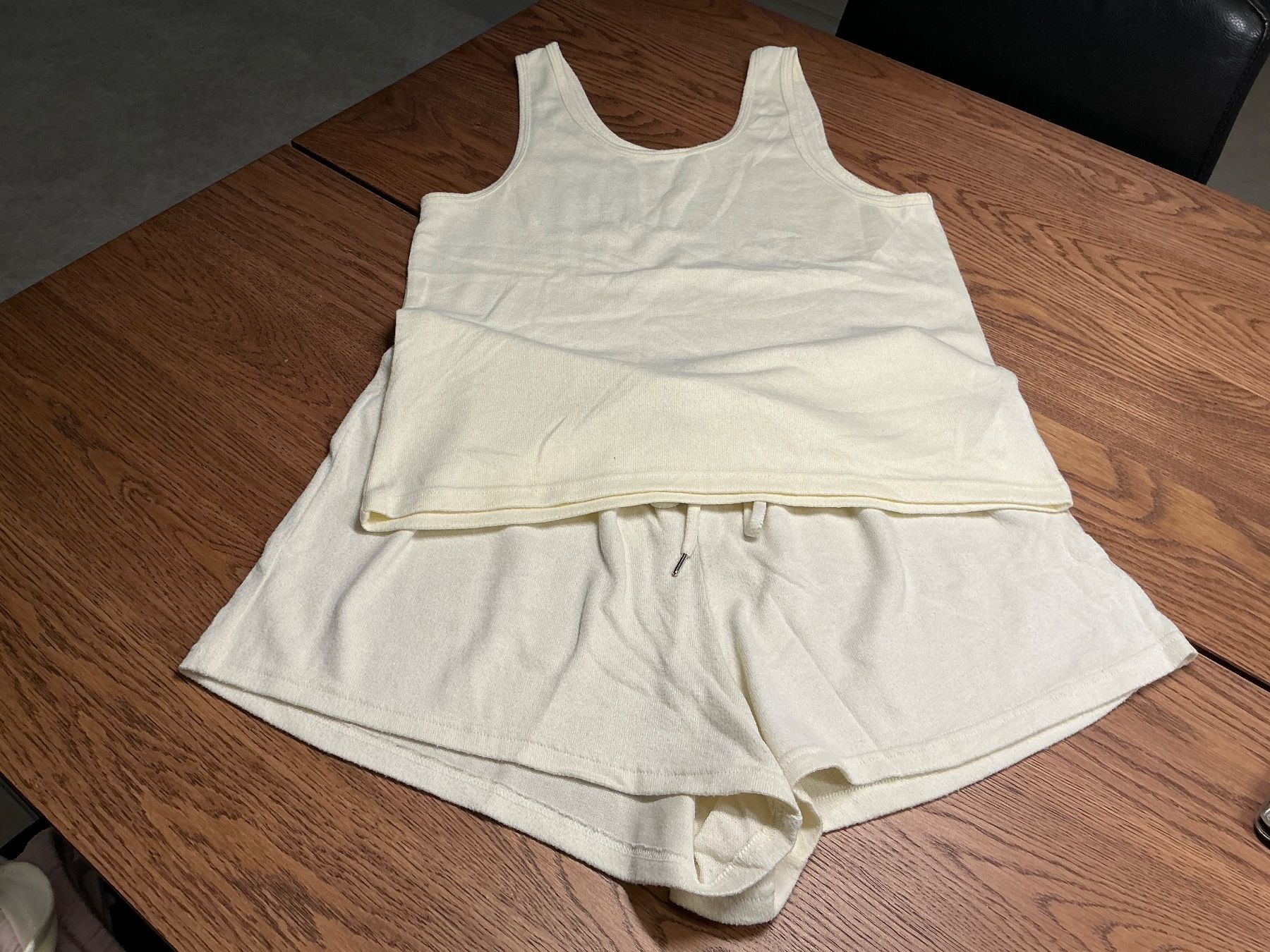 Negligees & Pigiami: Tolles Pyjama Gr.L – Usato da Würenlos venduto da Tina48