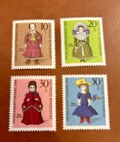 Série de 4 timbres de bienfaisance  poupée 1968, Allemagne
