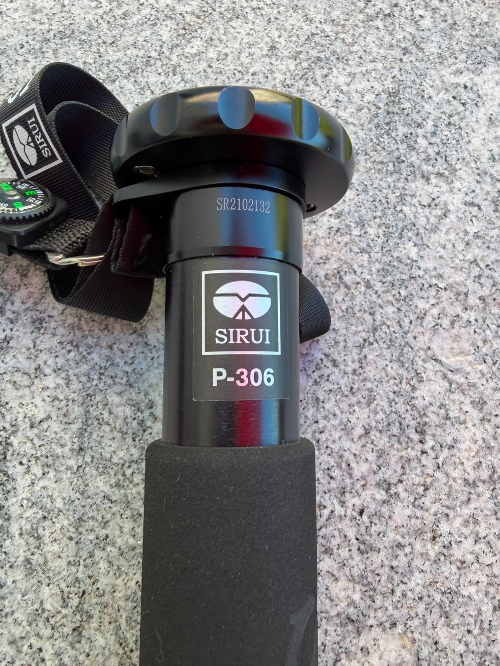 Sirui Treppiedi & Teste: Sirui P-306 Monopod Stativ – Usato da Reinach BL venduto da Tscherrer 4