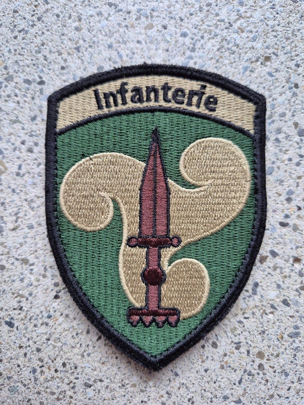 Schweizer Armee Placchette & Badge: *** Badge Infanterie mit klett *** – Usato da Riedholz venduto da fr_sIruP