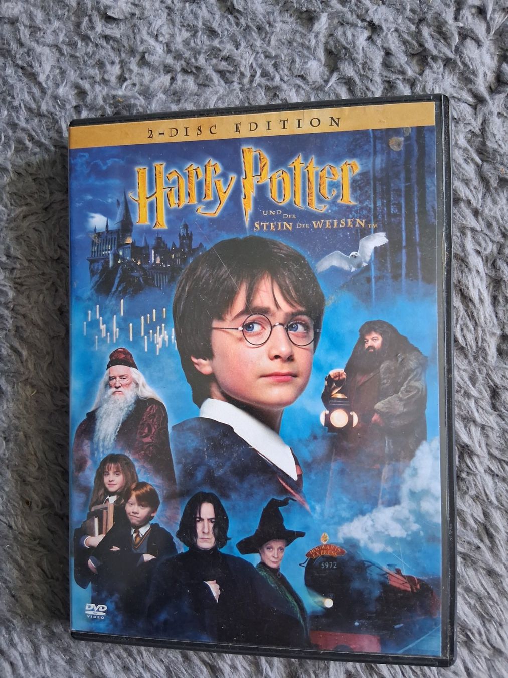 Alle DVDs: HARRY POTTER UND DER STEIN DER WEISEN     DVD – Gebraucht aus Wetzikon ZH von Ramones01