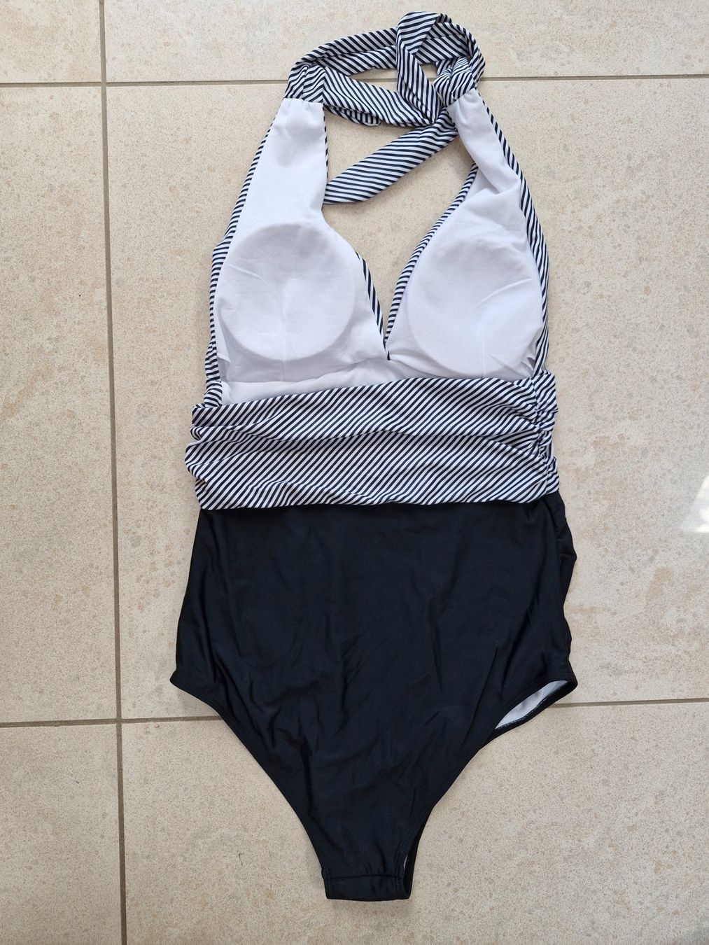 Costumi da bagno & Bikini: Umstandsbadeanzug mit V-Ausschnitt neuwertig – Nuovo (secondo la descrizione) da Balterswil venduto da and_72wd 1