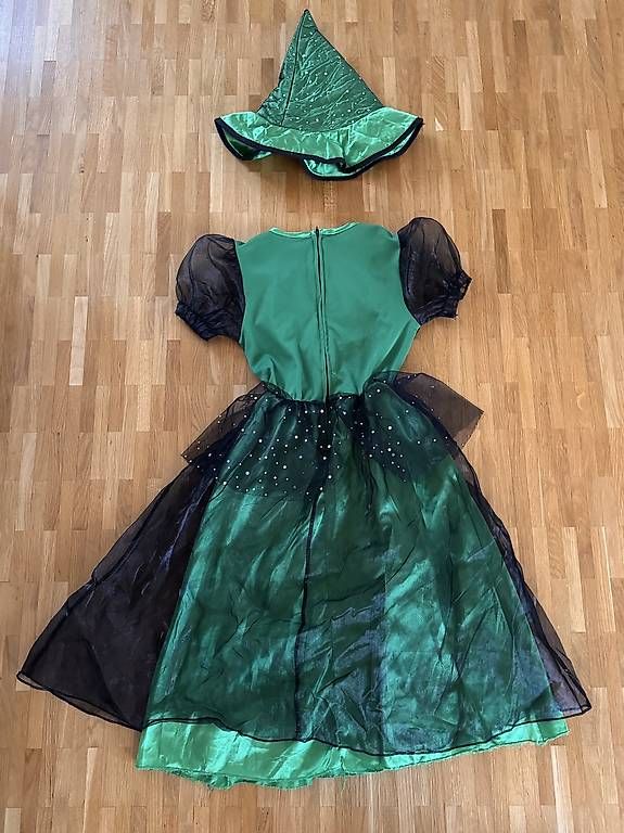 Costumi: Hexen Kostüm grün/schwarz 128 – Usato da Schlieren venduto da schiggiZH 1