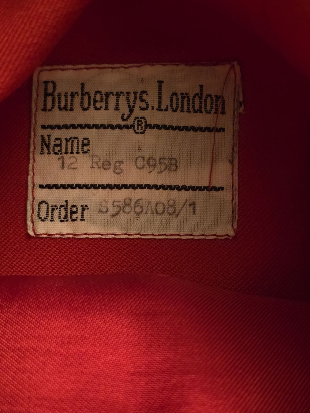 Burberry Jacken: Burberry Blaser. Rot. – Gebraucht aus Zürich von Olala_ 6