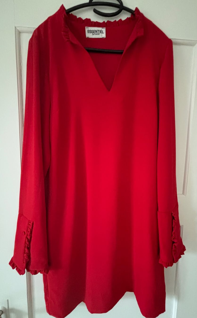 Essentiel Antwerp Vestiti: Kleid Antwerp – Nuovo (secondo la descrizione) da Küsnacht ZH venduto da SL-Vienna