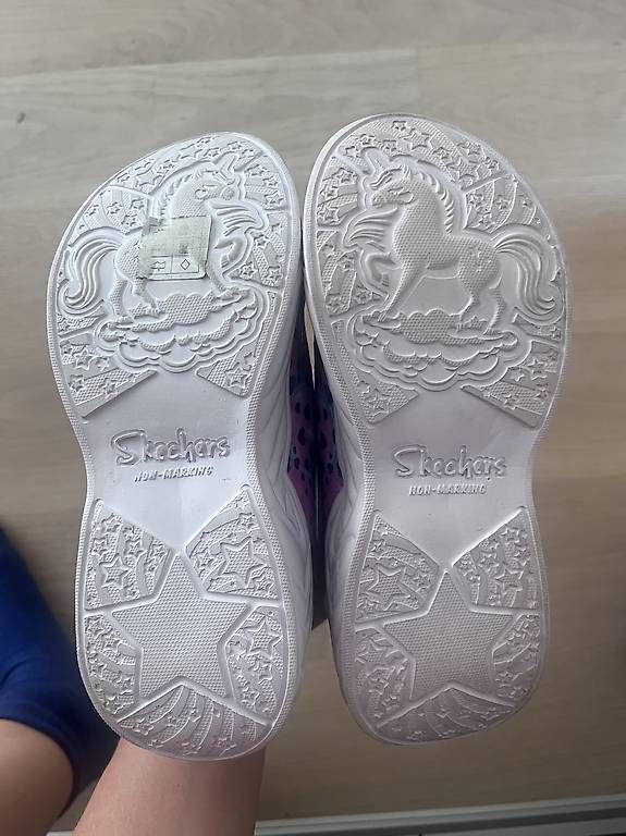 Skechers Scarpe per ragazze: Skechers Gr. 31 Magical Collection Light Up – Usato da Binningen venduto da Andrea_Flow 3