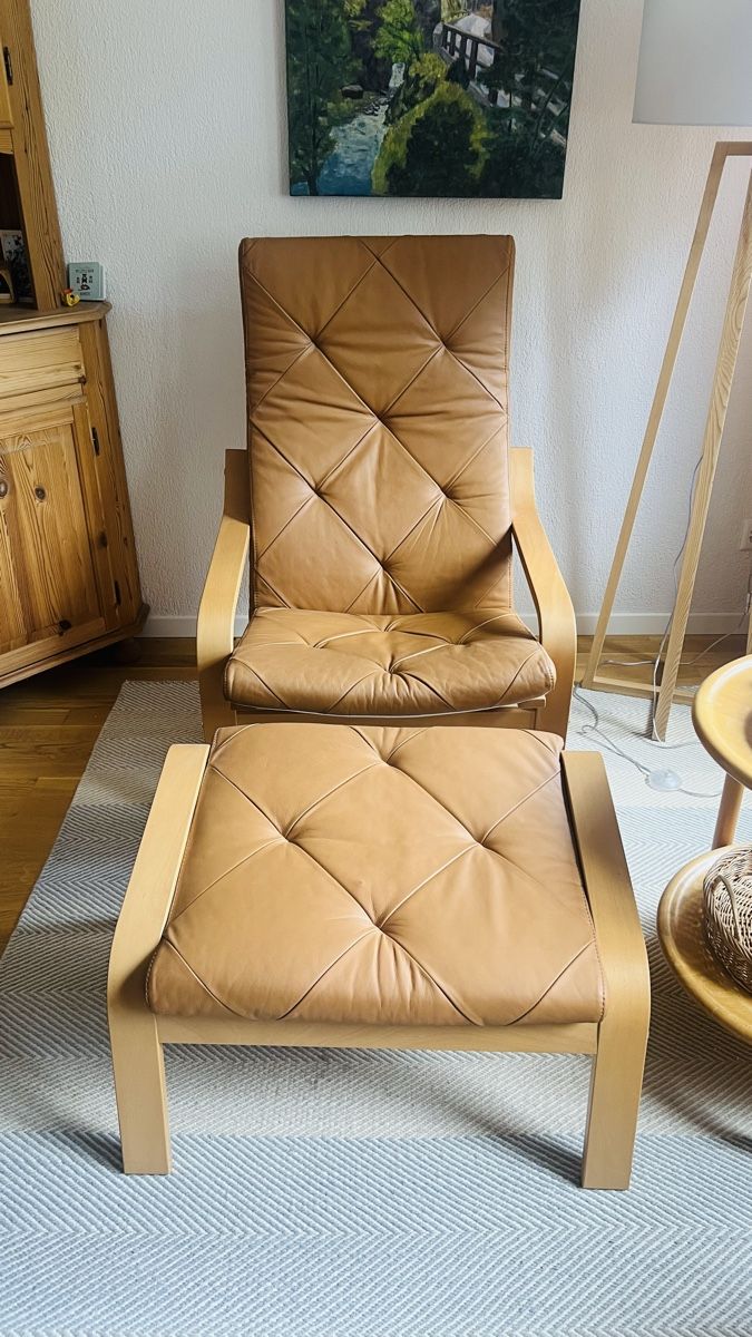 Ikea Poltrone: POÄNG IKEA Sessel mit Hocker – Usato da St.Gallen venduto da eicatcher
