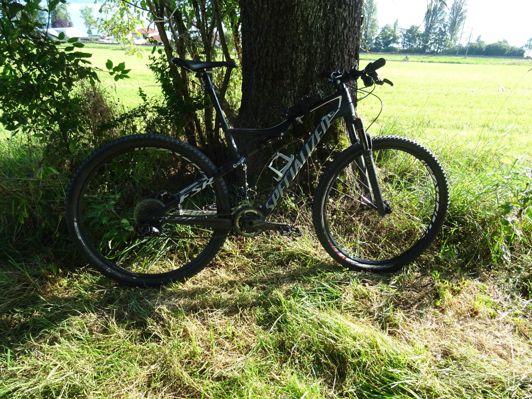 Specialized Velos: Specialized Epic 29 Zoll 2019 – Gebraucht aus Herrenhof von  2