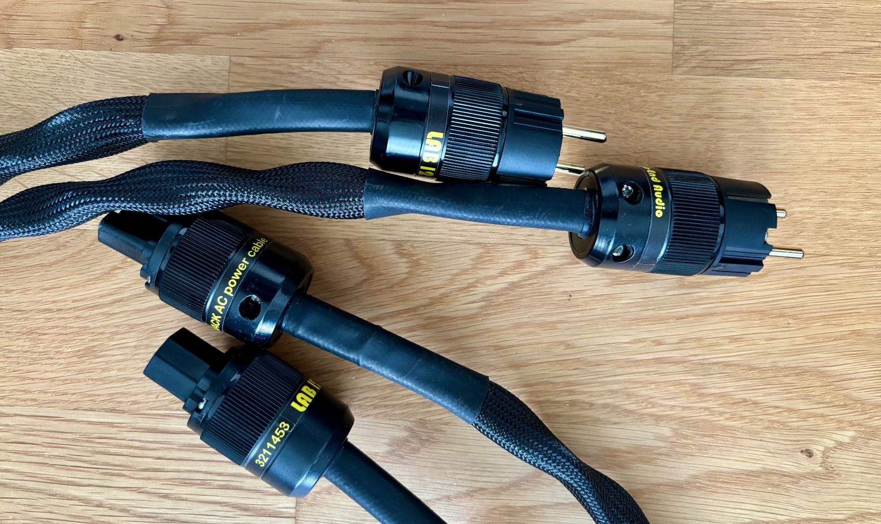 Câbles: 2 x LAB12 Knack Mk2 16A EU 1.5 m – D'occasion à Lohn-Ammannsegg par Uranus2001 1
