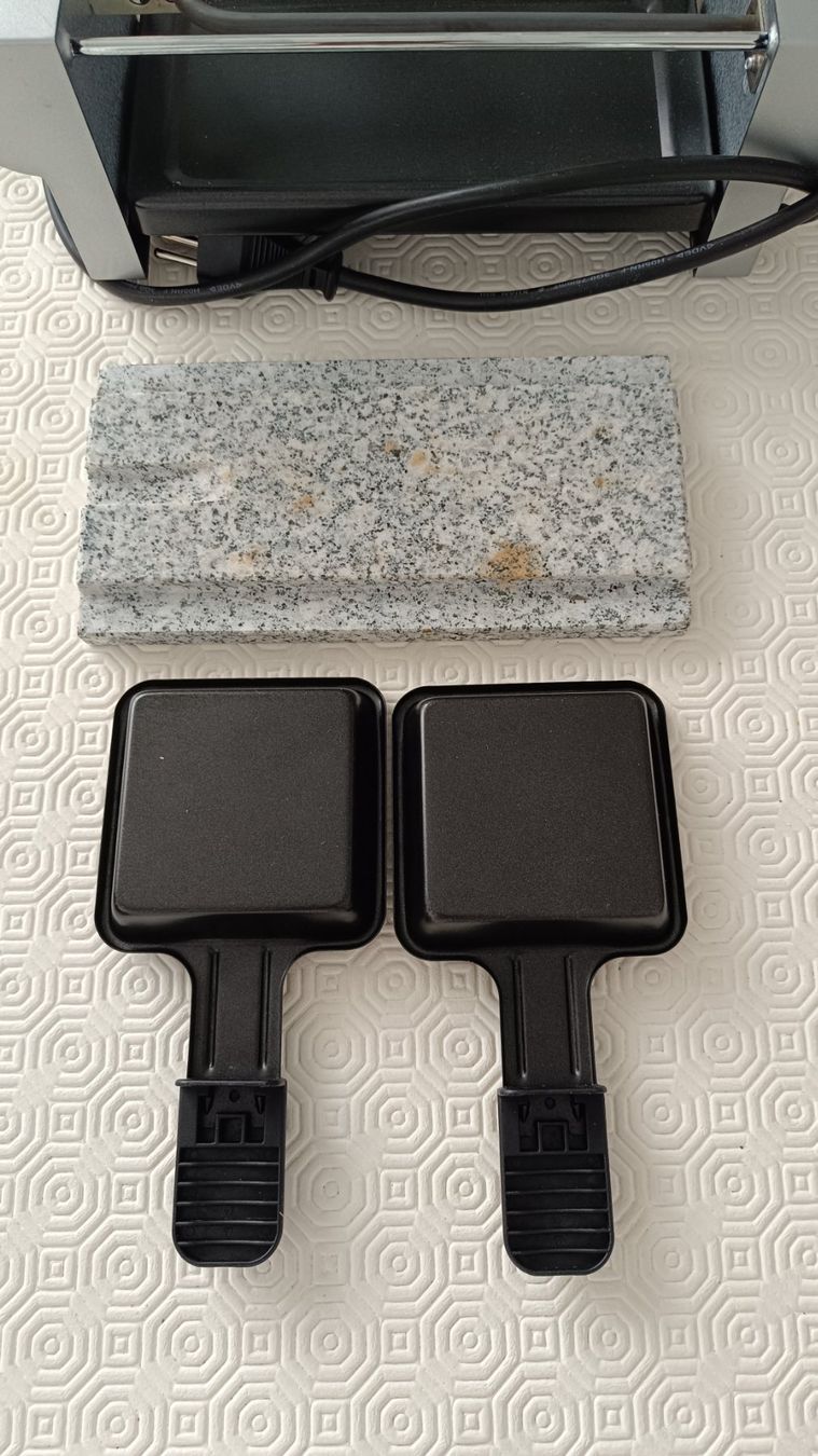 Griglie: RACLETTE/GRILL "DUO" / HOT-STONE / 350W – Nuovo (secondo la descrizione) da Sion venduto da andreina52 1