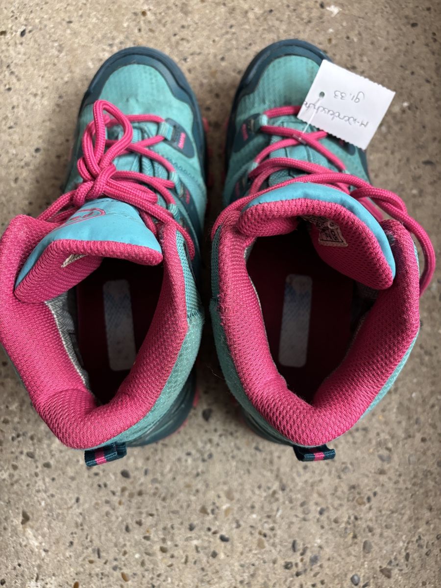 Scarpe per ragazze: Trollkids Wanderschuhe, Grösse 33 – Usato da Büren an der Aare venduto da Nikito2001 2