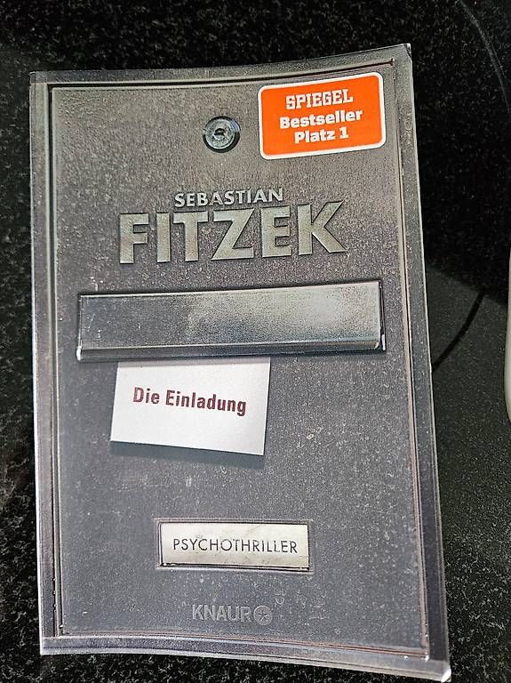Libri: Die Einladung - Sebastian Fitzek – Usato da Rheineck venduto da Freibach9424