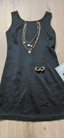 Black dress, size S/M, sleeveless & elegant cut
