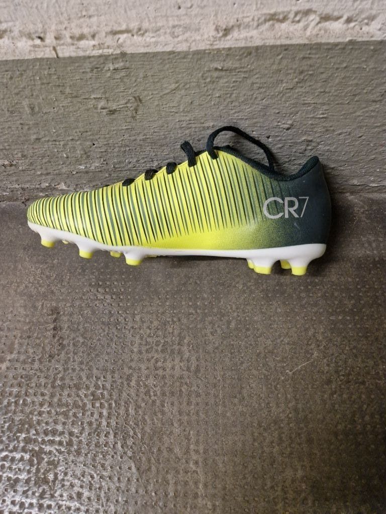 Nike Scarpe per ragazzi: Fussball Schuh – Usato da Riehen venduto da schneider.jcl 1