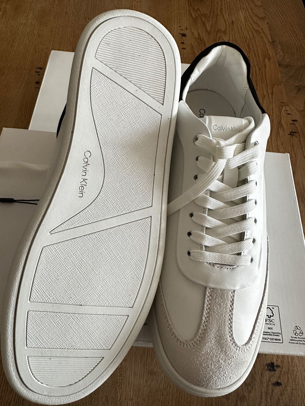 Calvin Klein Scarpe da uomo: Calvin Klein Cupsole Lace Up Low-Top-Sneaker – Nuovo e nell'imballaggio originale da Visp venduto da inf_7cg2 3