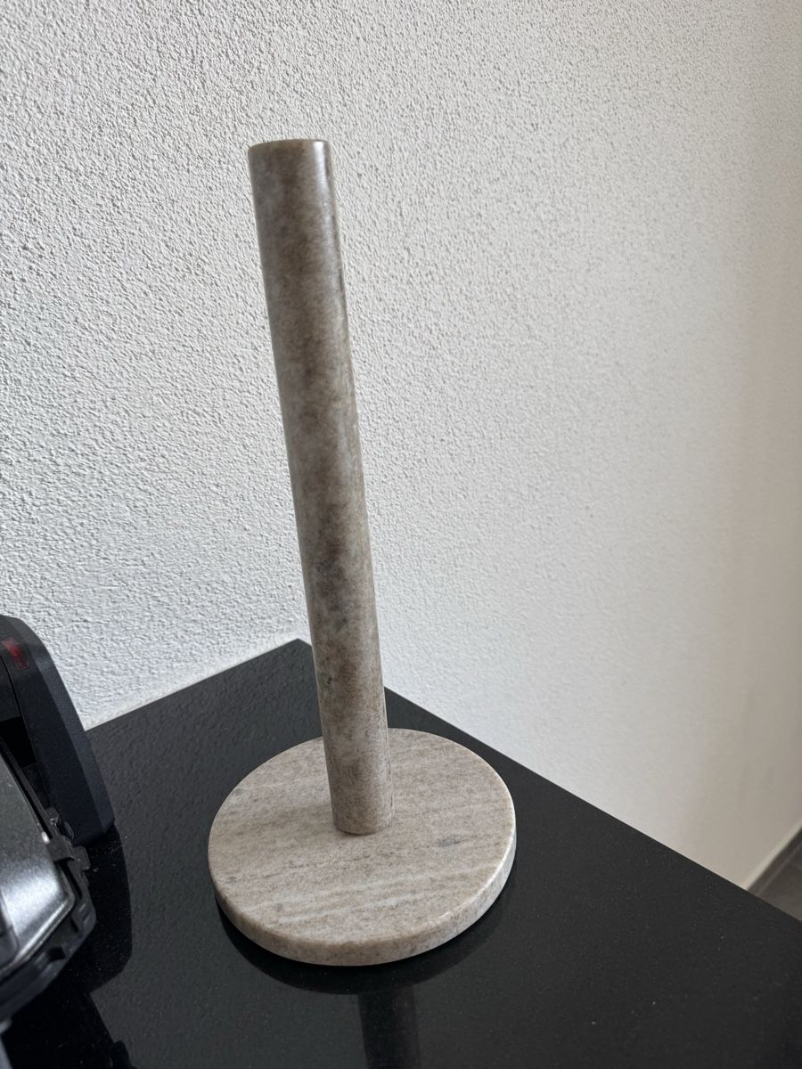 Autres articles pour la maison: Marmor Küchenrollenhalter  – Neuf (Voir description) à Oberbüren par dijbdn
