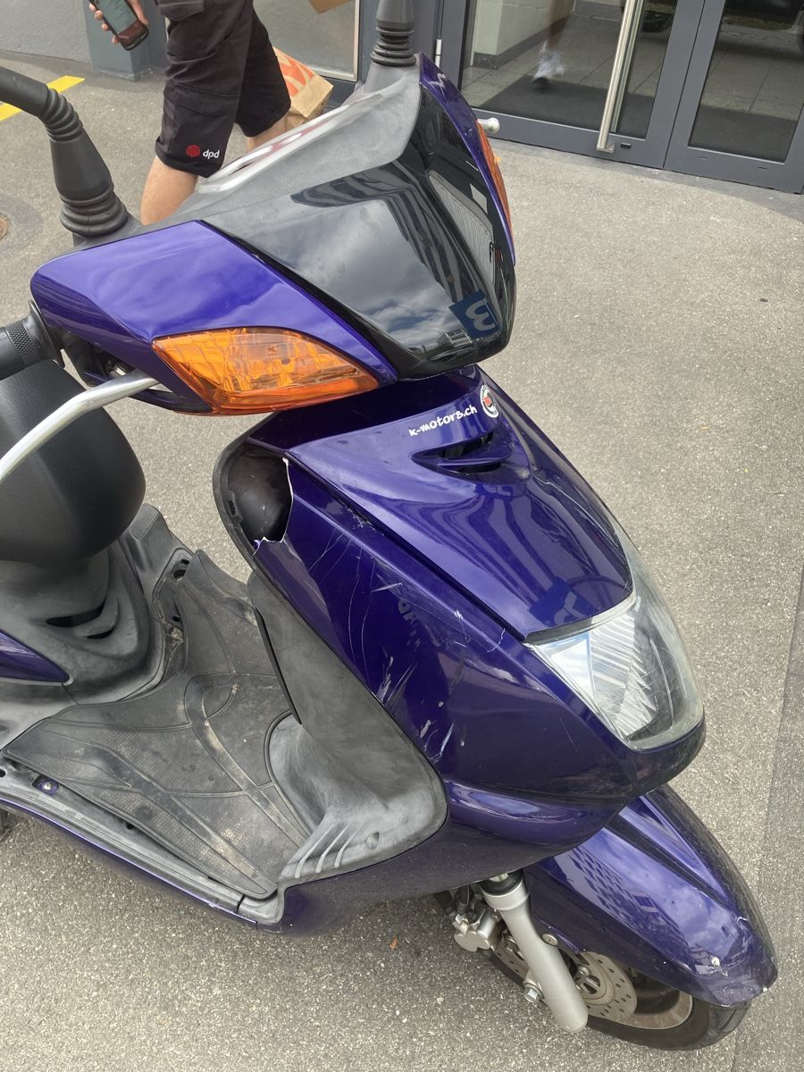 Yamaha Strada: Yamaha XC125 Cygnus – Difettoso da Zürich venduto da uorsin_s 4