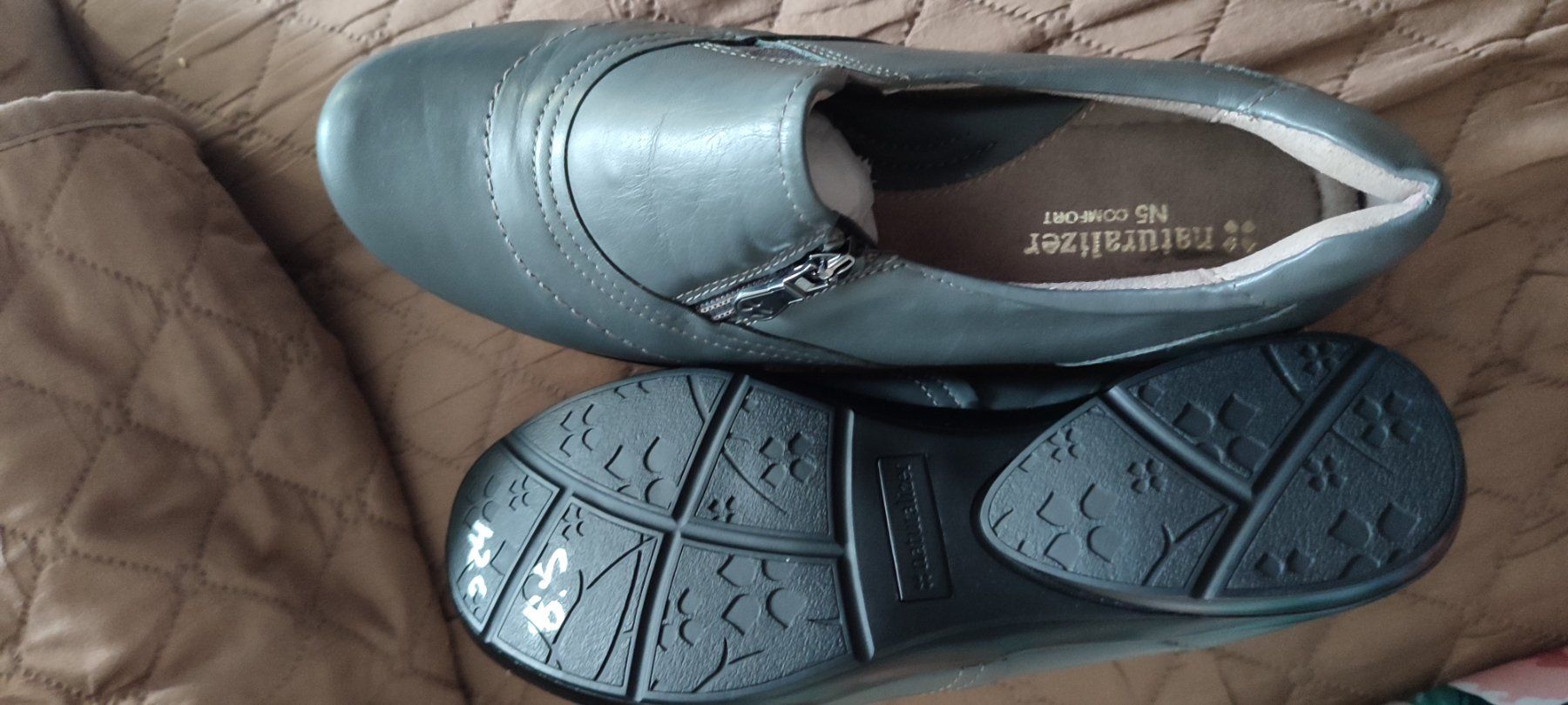 Scarpe da donna: Chaussures Naturaliser grises – Nuovo e nell'imballaggio originale da St-Cergue venduto da Neviana 1