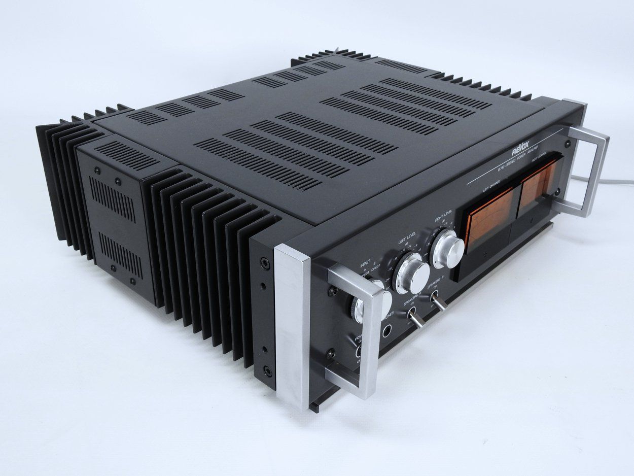 Revox Amplificatori: ReVox B740 Endstufe - Sammlerstück... – Usato da Lohn-Ammannsegg venduto da Techtrading-GmbH 2