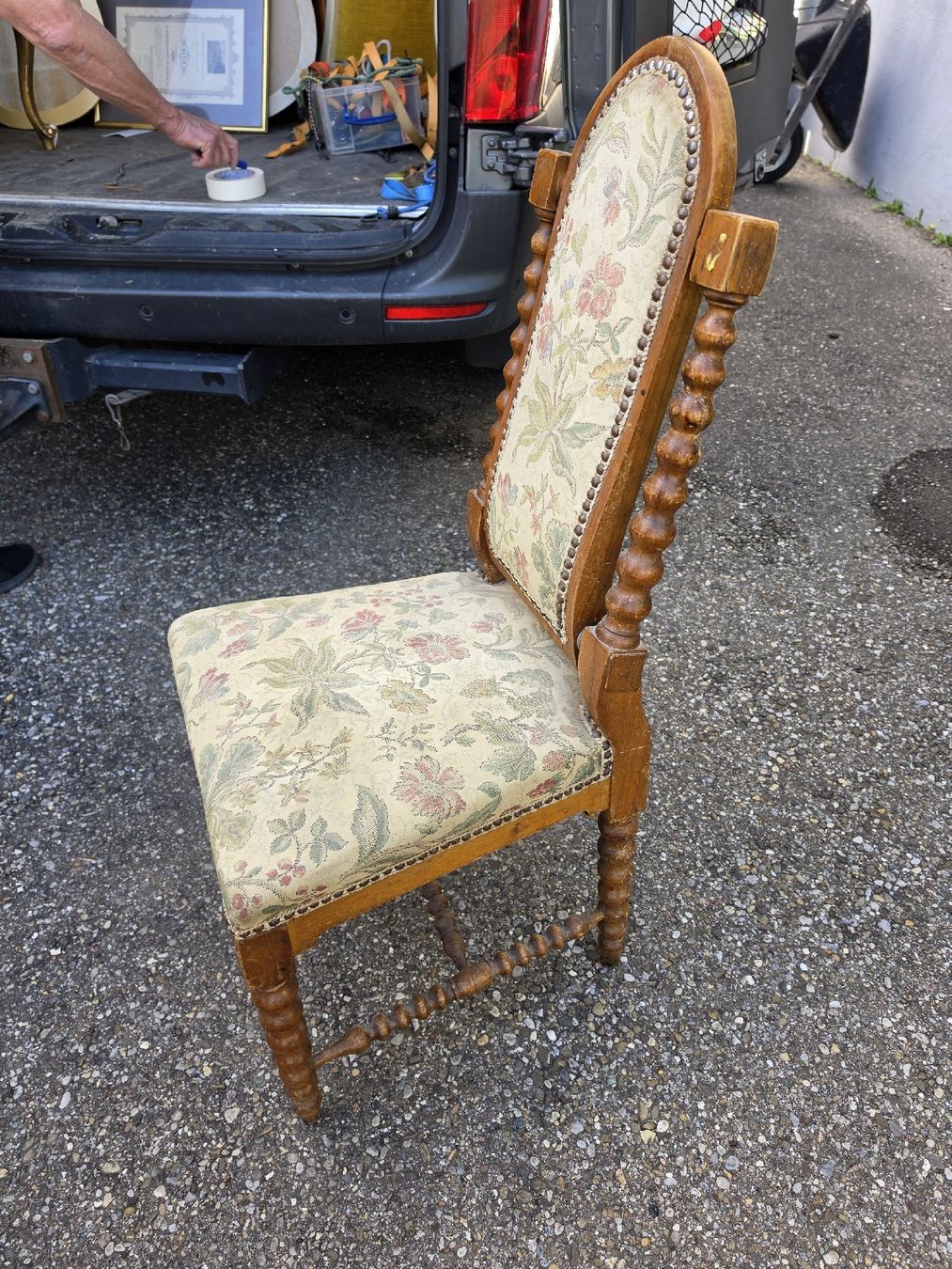 Stühle: Antiker Stuhl mit Blumemuster - Vintage Hingucker! – Gebraucht aus Mettlen von elios0888 3