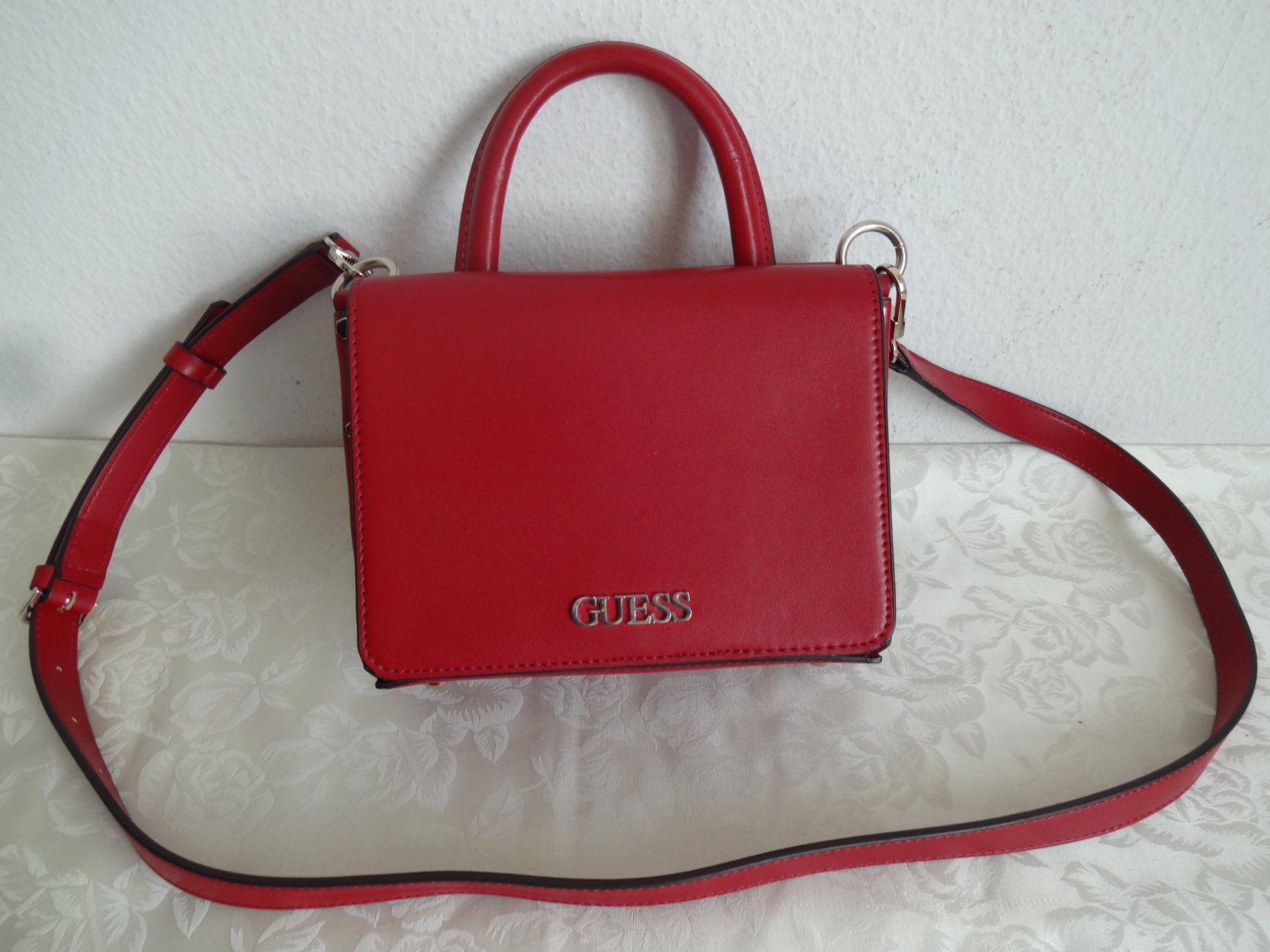 Guess Borse da donna: *** GUESS  *** Leder  Tasche – Nuovo (secondo la descrizione) da Frauenfeld venduto da Riaa 7