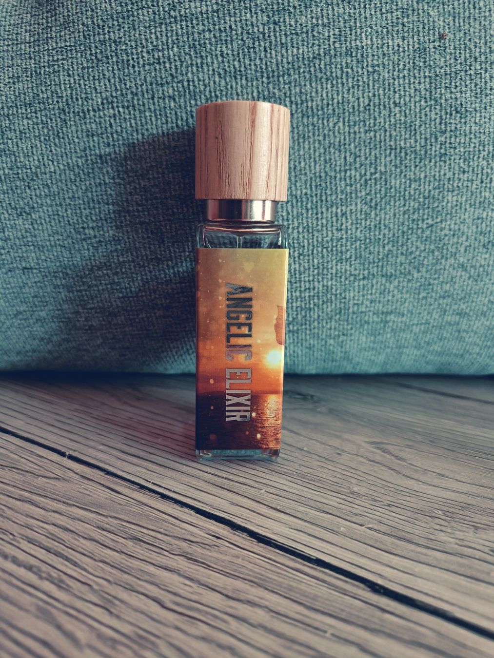 Profumi & Eau de Toilette: Angelic Elixir, Dua Fragrances – Usato da Niederwangen BE venduto da jofr19 2