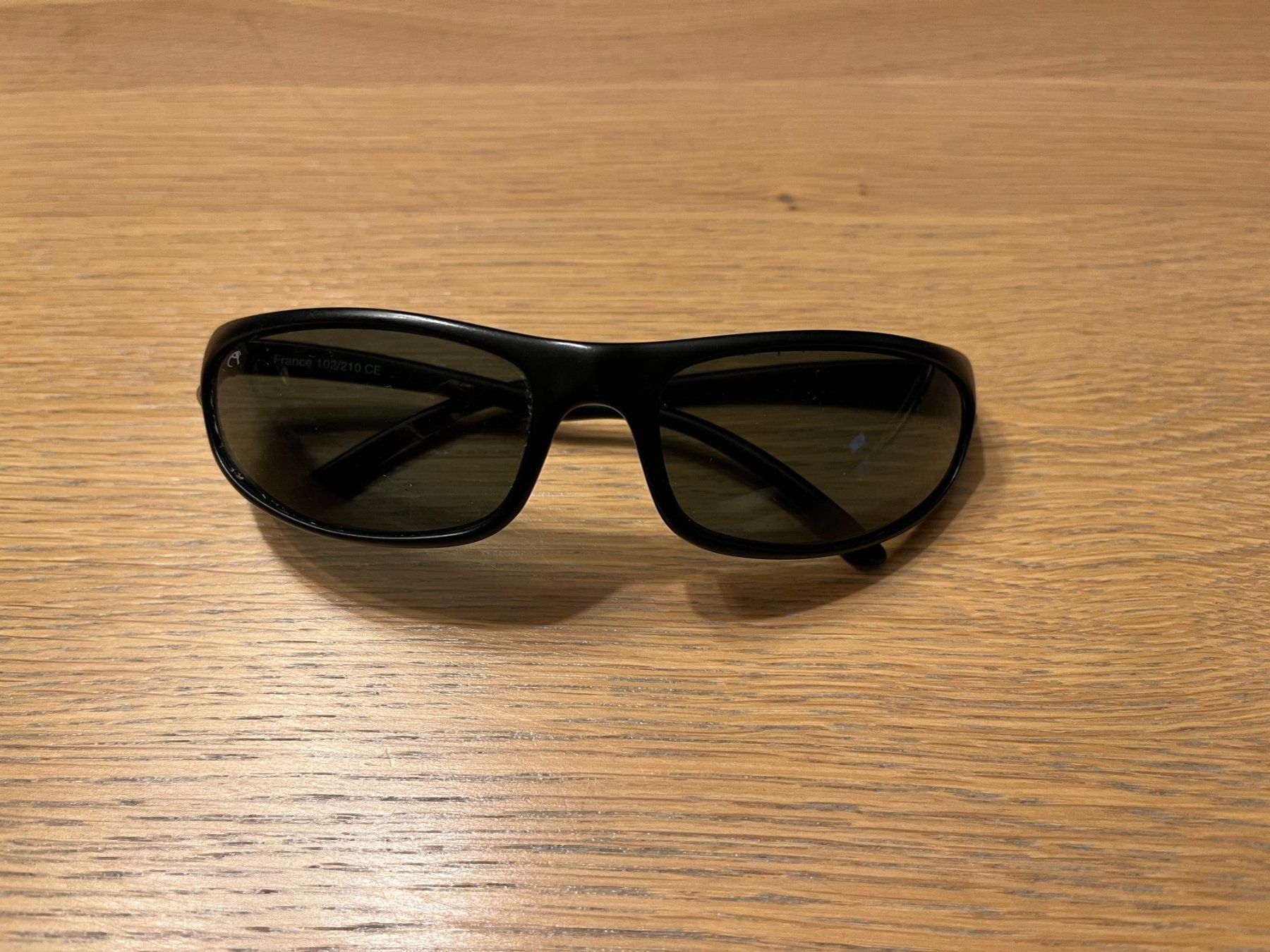Occhiali & Lenti: Lunettes de soleil WEPS – Usato da Pully venduto da bge_
