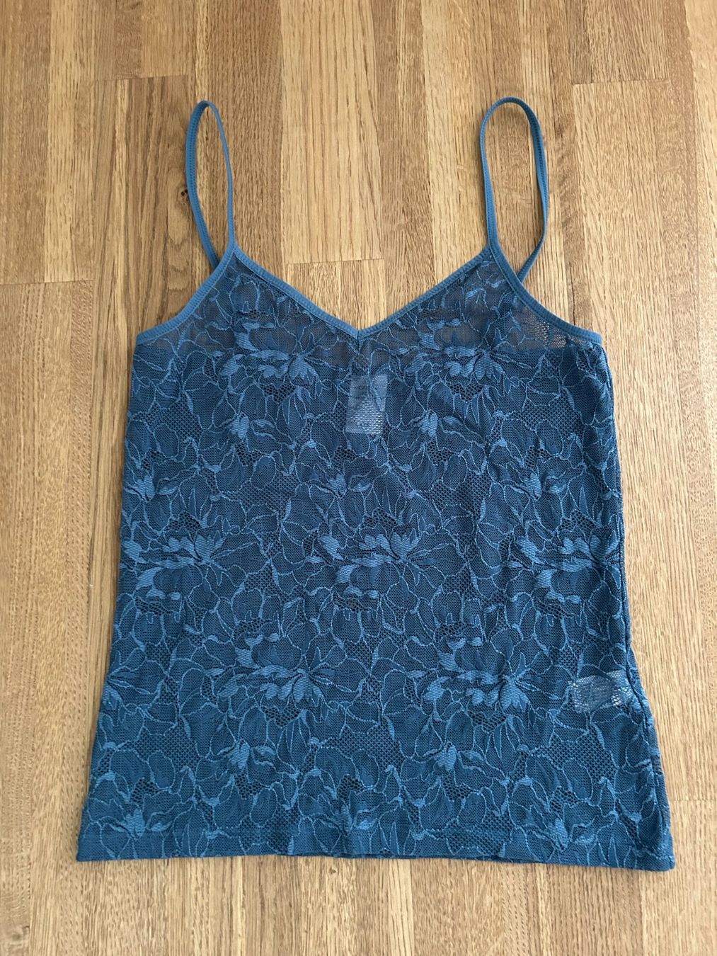 Calida Tops: Calida Top Spitzentop Damen Grösse XXS – Gebraucht aus Oberrüti von ChoCoc