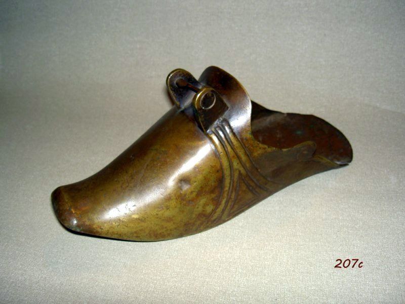 Selle & Accessori: Antik Steigbügel , Stirrup – Usato da Brunnen venduto da brocundfloh 1