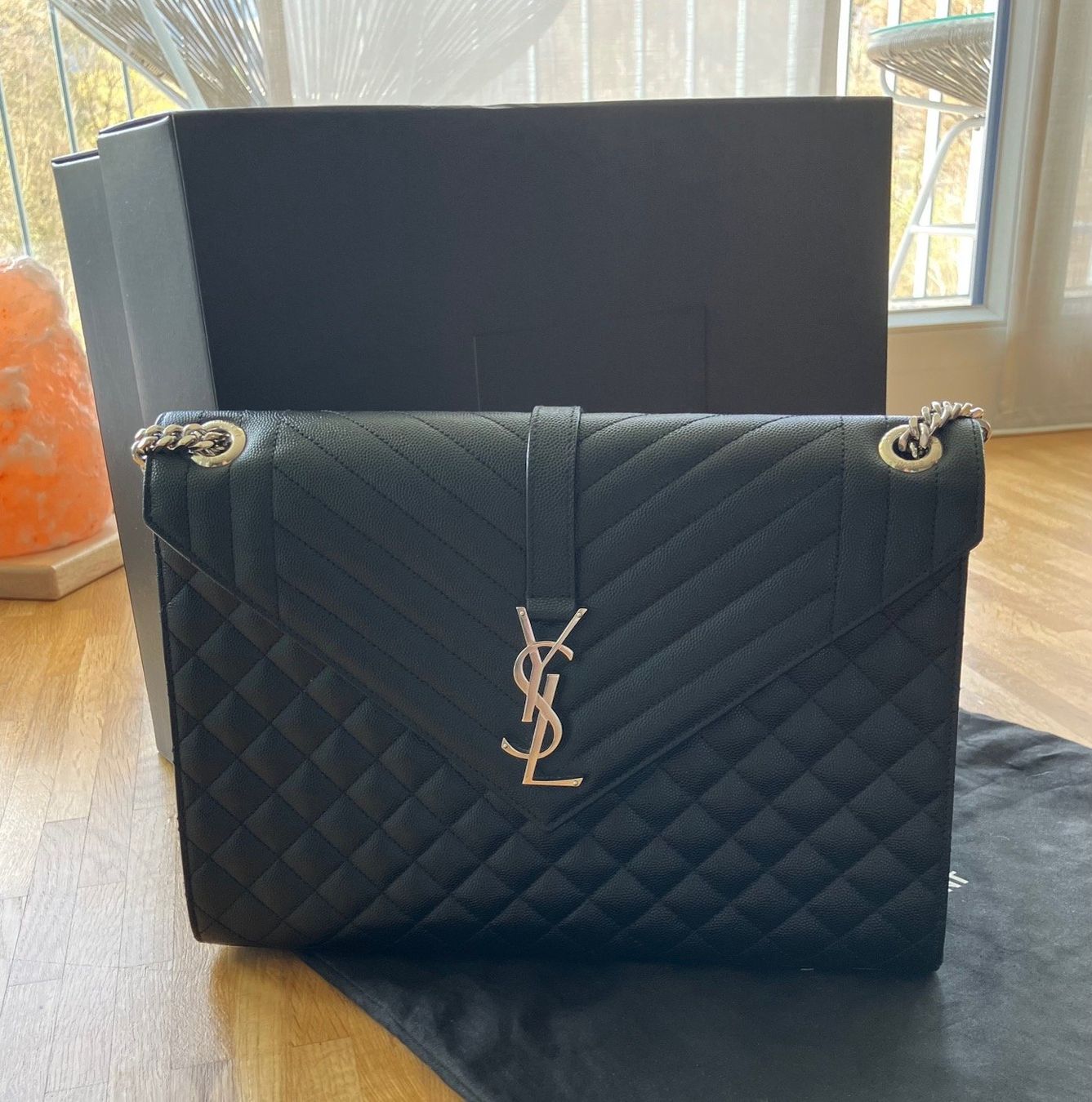 Saint Laurent Borse da donna: YSL Saint Laurent Envelope medium black – Usato da Adliswil venduto da speed955 5