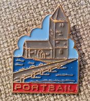 I391 Pin Kirche Port Bail sur Mer France