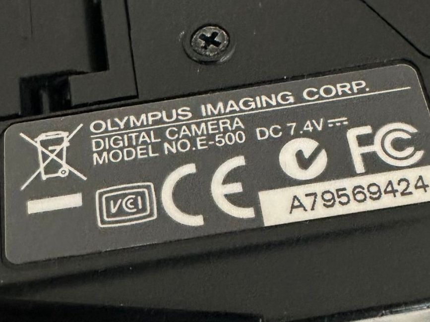 Olympus Kamera: Olympus E-500 Spiegelreflexkamera mit 2 Objektiven – Gebraucht aus Burgdorf von interstellar2 4