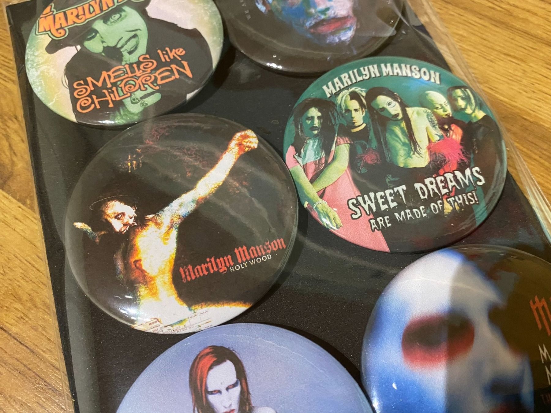 Placchette & Badge: Marilyn Manson Ansteck Badges! – Nuovo (secondo la descrizione) da Basel venduto da FatCatPacksTheRatt 4