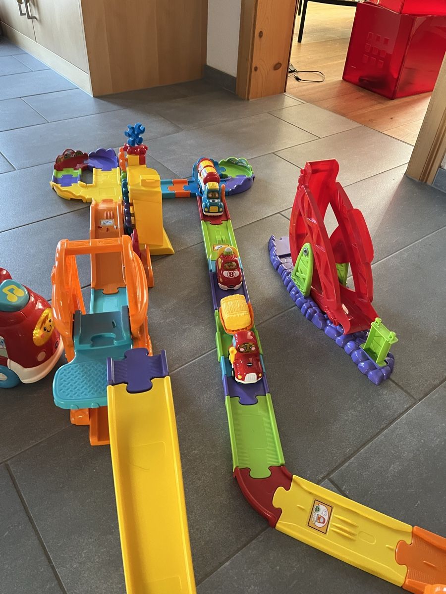 Vtech Piste: Tut Tutt Bahn mit Zubehör – Usato da Mosnang venduto da YvonneBr87 4