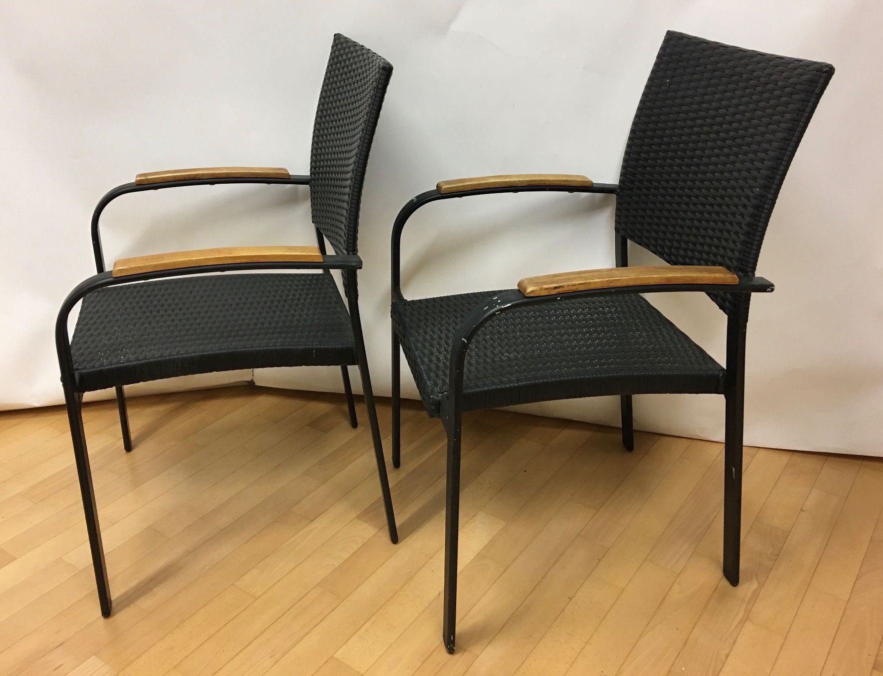 Sedie: 2 Rattanstühle für Garten oder Terrasse – Usato da Olten venduto da ELHANDEL 1