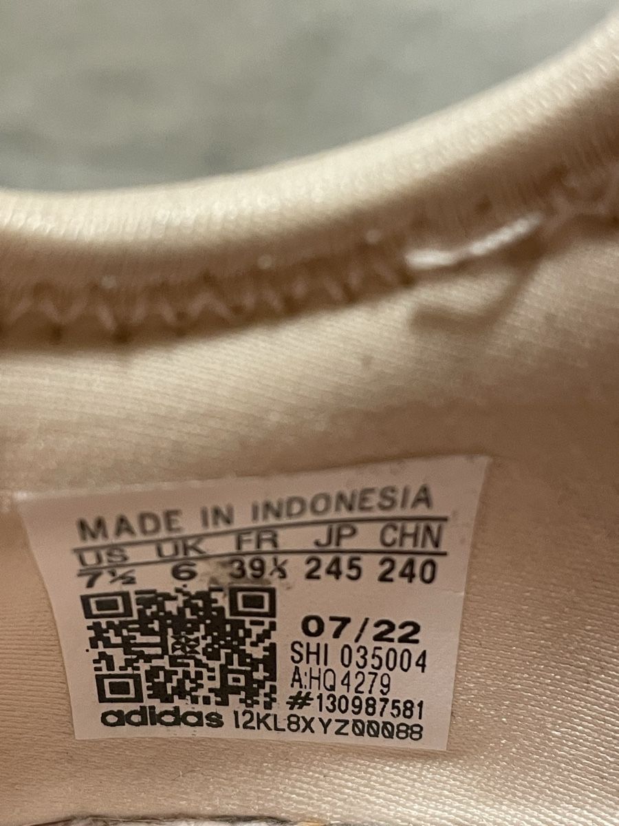 Adidas Damenschuhe: neue Adidas NMD_R1 Damenschuhe – Neu (gemäss Beschreibung) aus Fideris von sim_y6gt 2