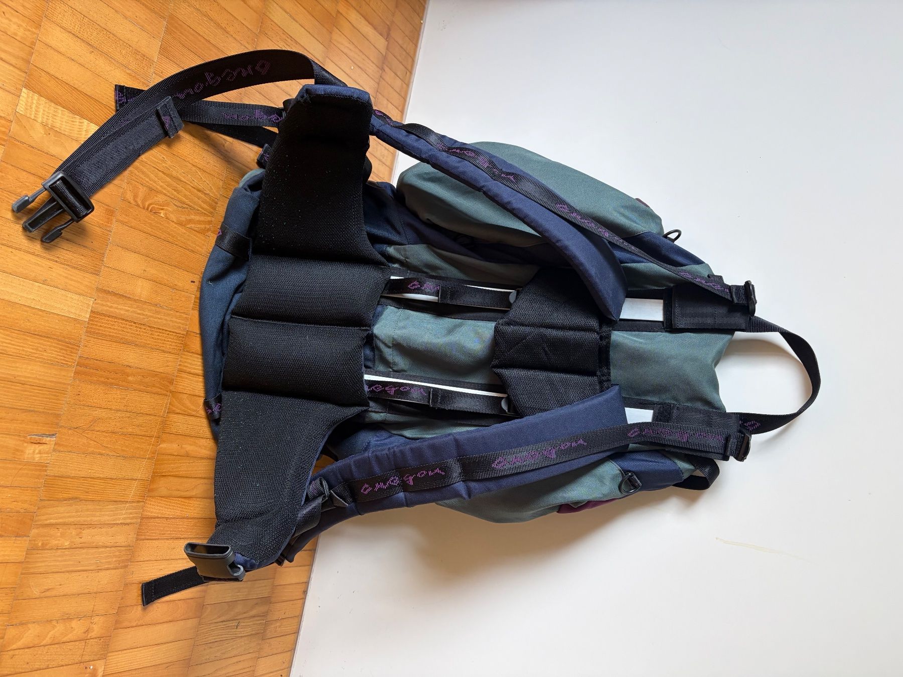 Sacs à dos: Rucksack: OREGON 60 – D'occasion à Effretikon par 10finger 4