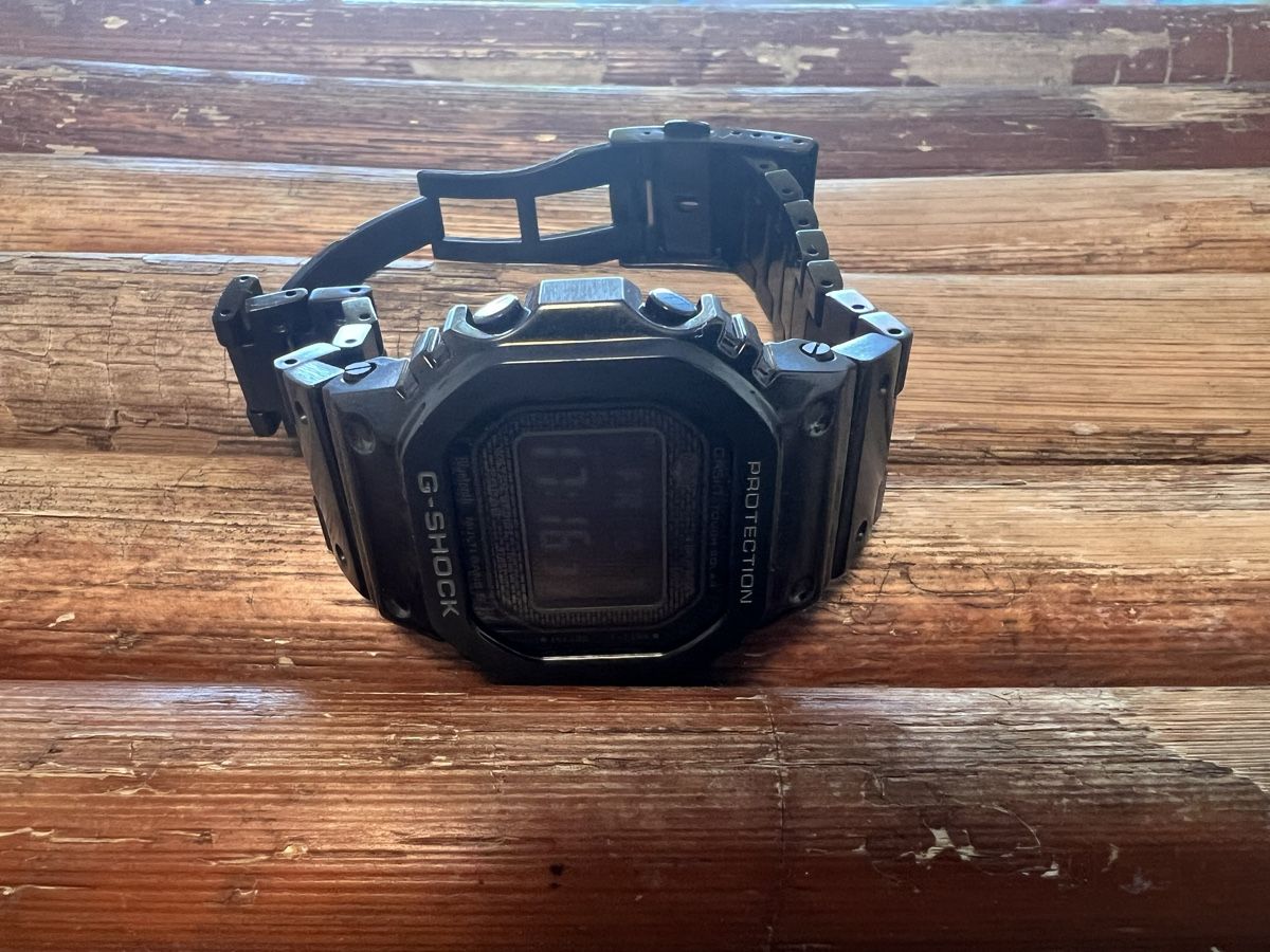 Casio Montres: CASIO GMW-B5000GD-1JF – D'occasion à Riehen par salc 8